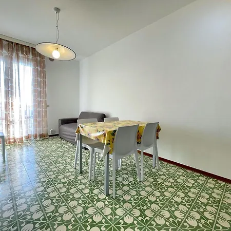 Apartment Cosy With Shared Pool Porto Santa Margherita di Caorle